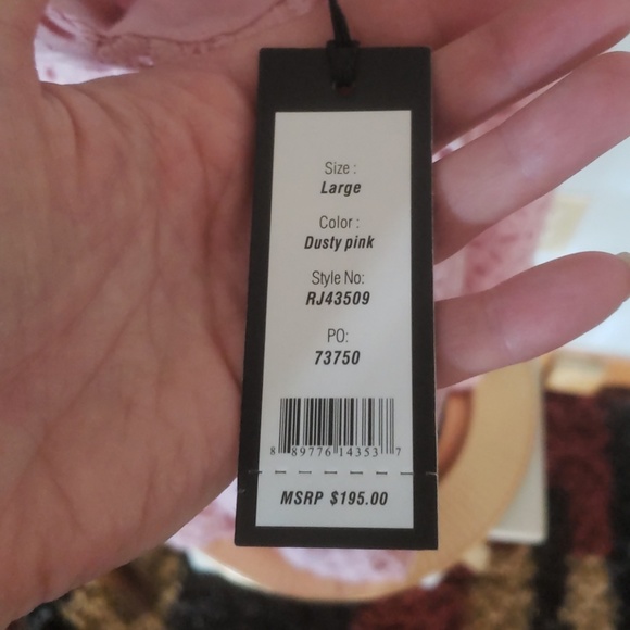 NWT Romeo & Juliet Romantic Mini Dress - Picture 3 of 11